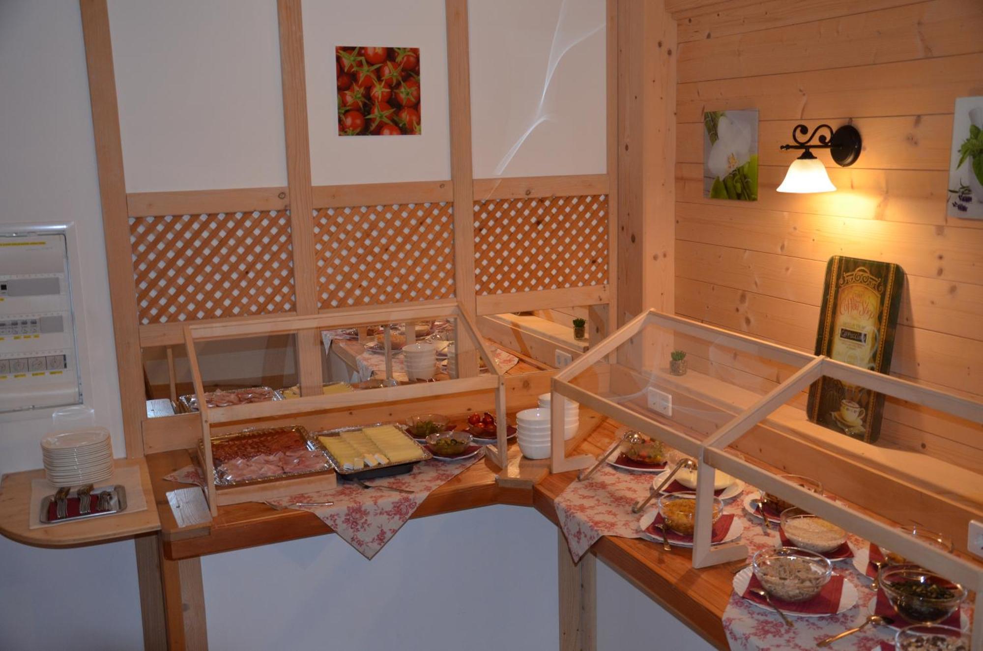Pension Zum Schreiner Hermagor-Pressegger See Exterior foto