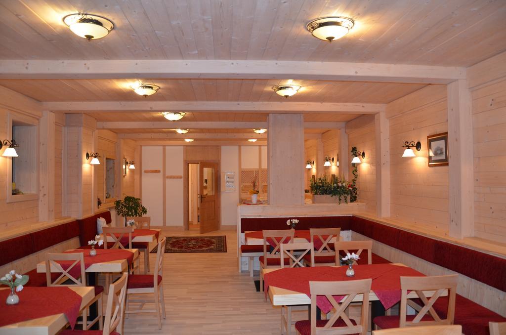 Pension Zum Schreiner Hermagor-Pressegger See Exterior foto