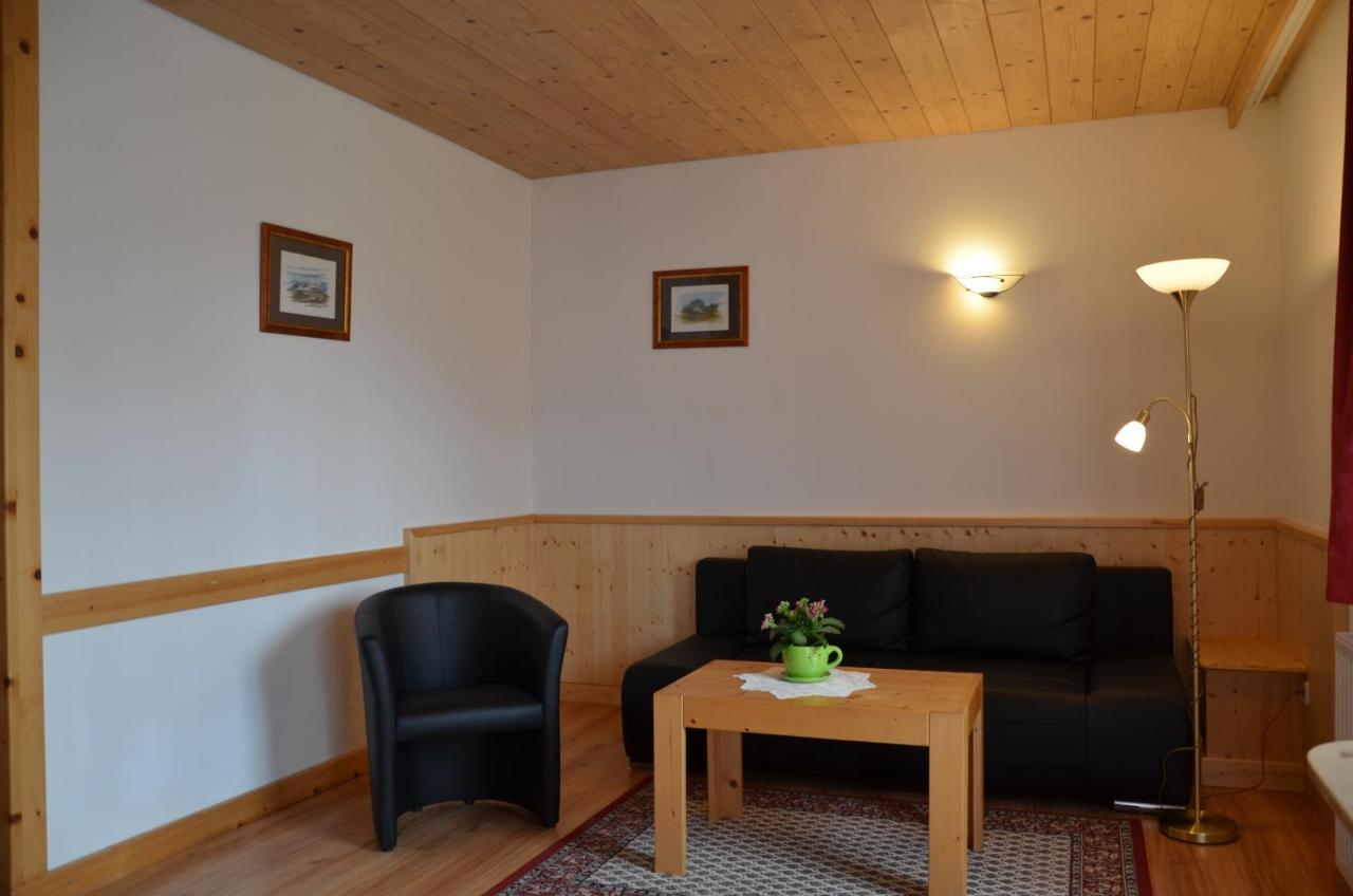 Pension Zum Schreiner Hermagor-Pressegger See Exterior foto